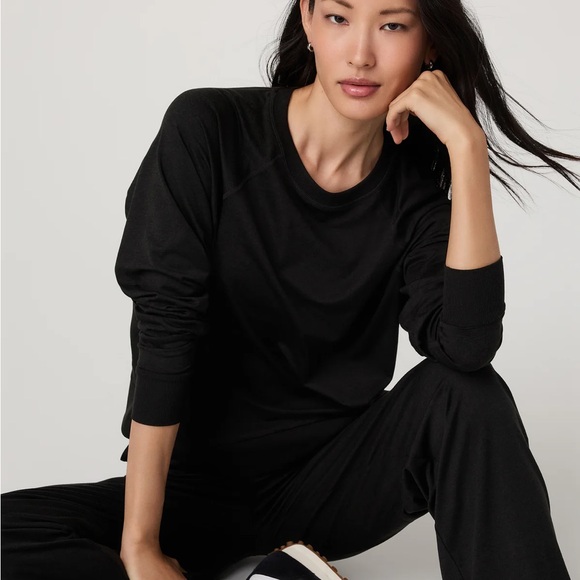 New Vuori Heather Black Halo Long Sleeve Crewneck Sweater Size Medium - Picture 3 of 8